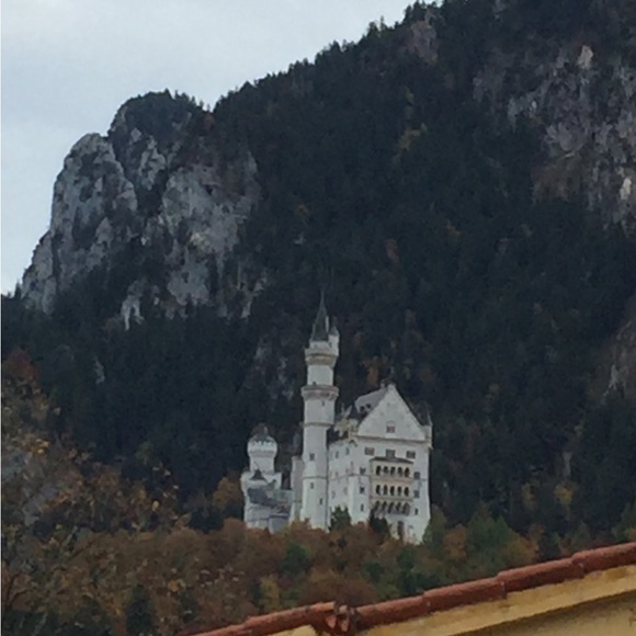 Meet your Posher, Angela - Picture 6 of 6